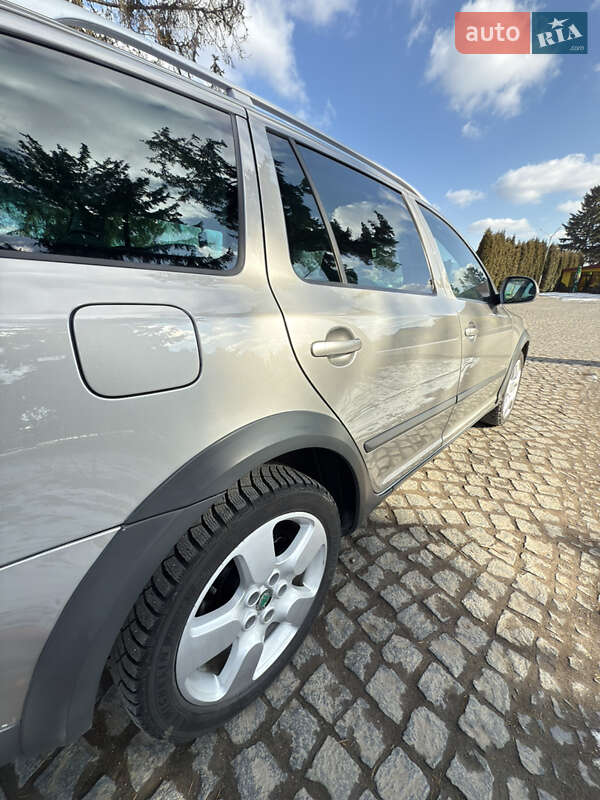 Skoda Octavia Scout 2013