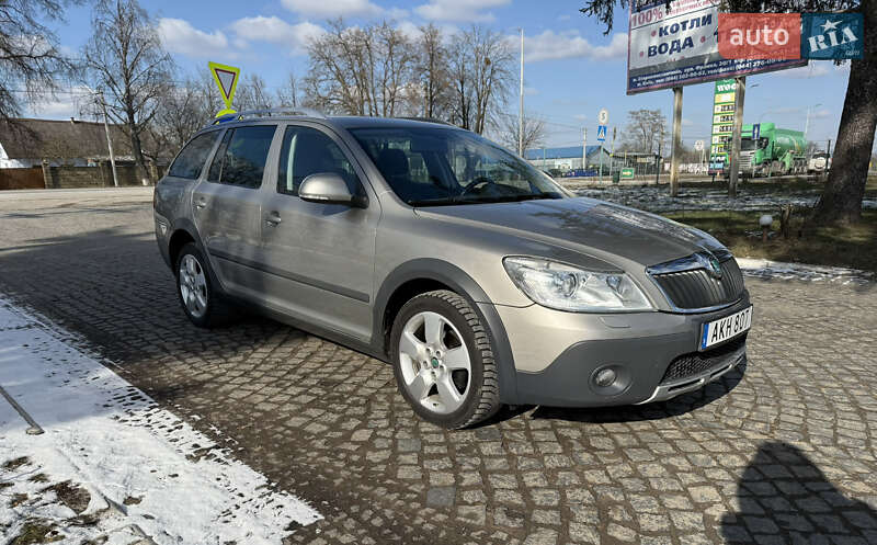 Skoda Octavia Scout 2013