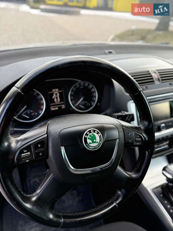 Skoda Octavia Scout 2013