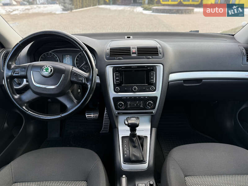 Skoda Octavia Scout 2013