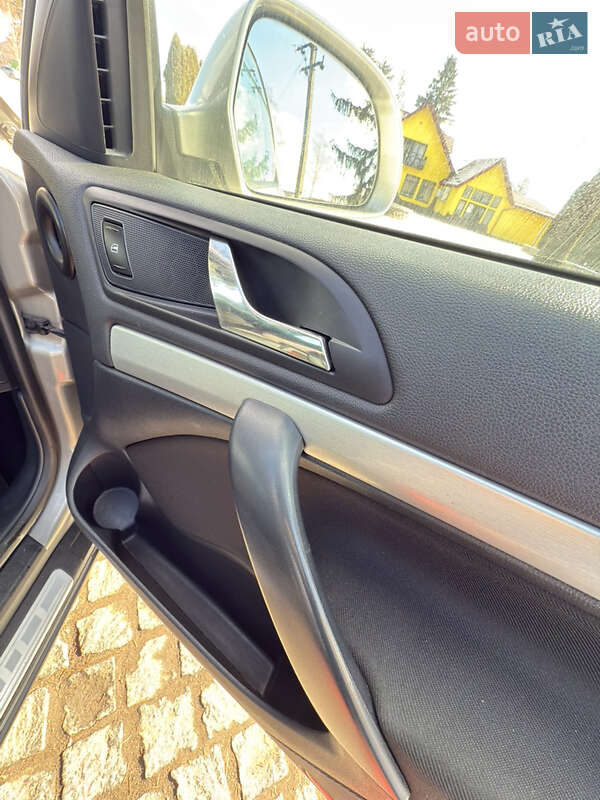 Skoda Octavia Scout 2013