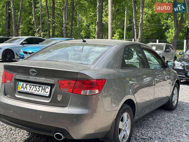 Kia Cerato 2011
