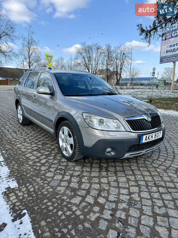 Skoda Octavia Scout 2013