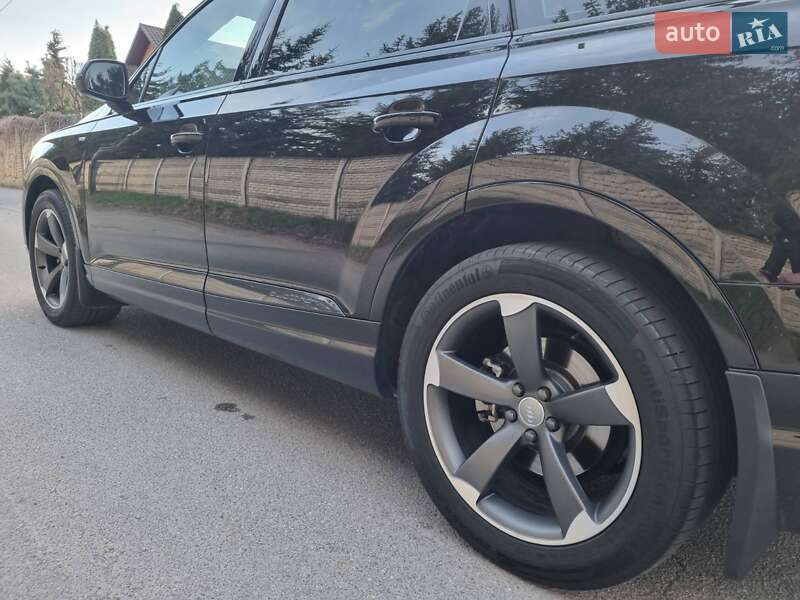 Audi Q7 2016