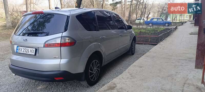 Ford S-Max 2009