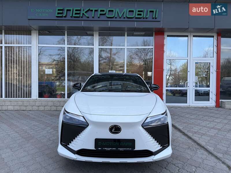 Lexus-2