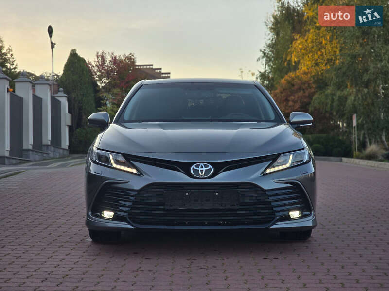 Toyota Camry 2022