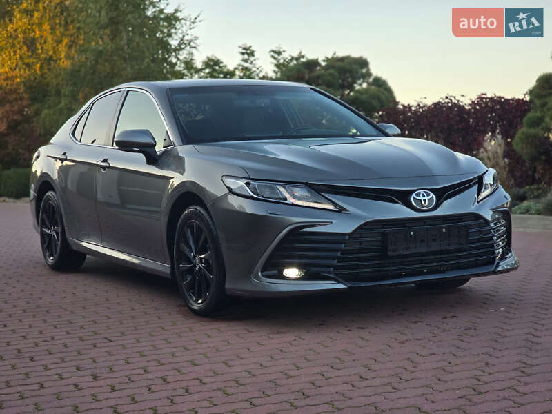 Toyota Camry 2022