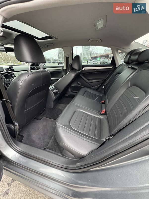 Volkswagen Passat 2015