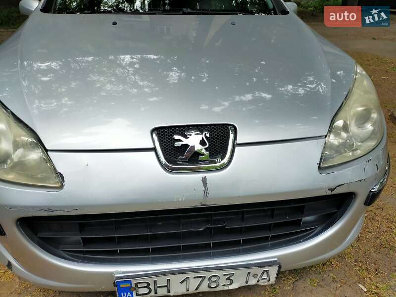Peugeot-22