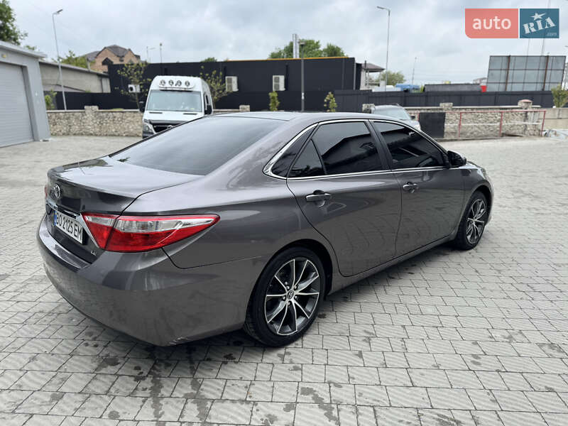 Toyota Camry 2016