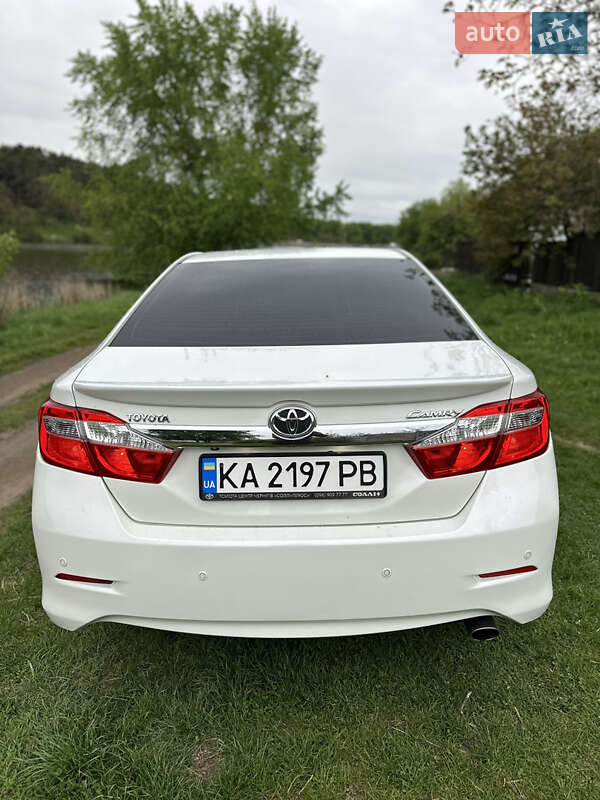 Toyota Camry 2013
