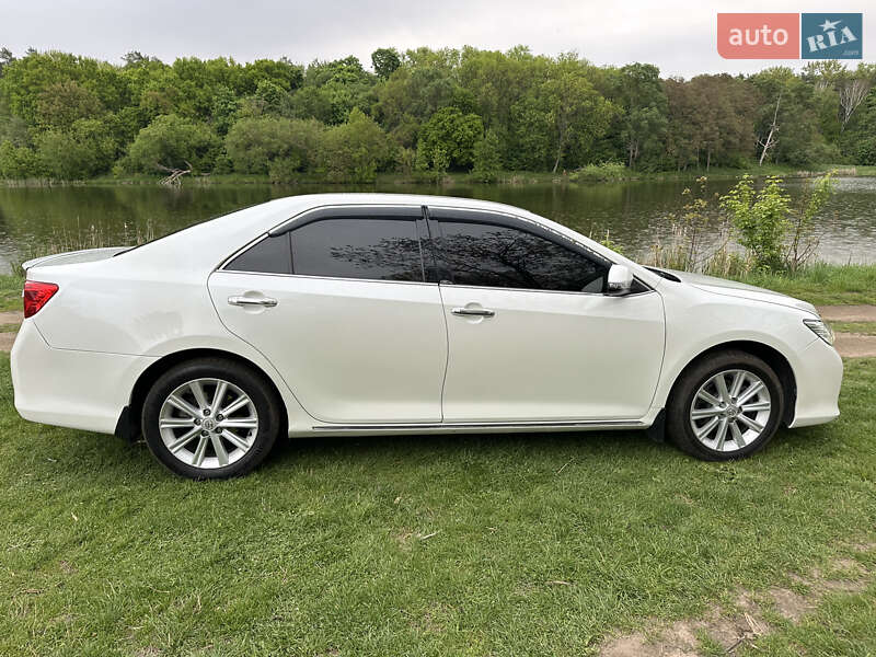 Toyota Camry 2013