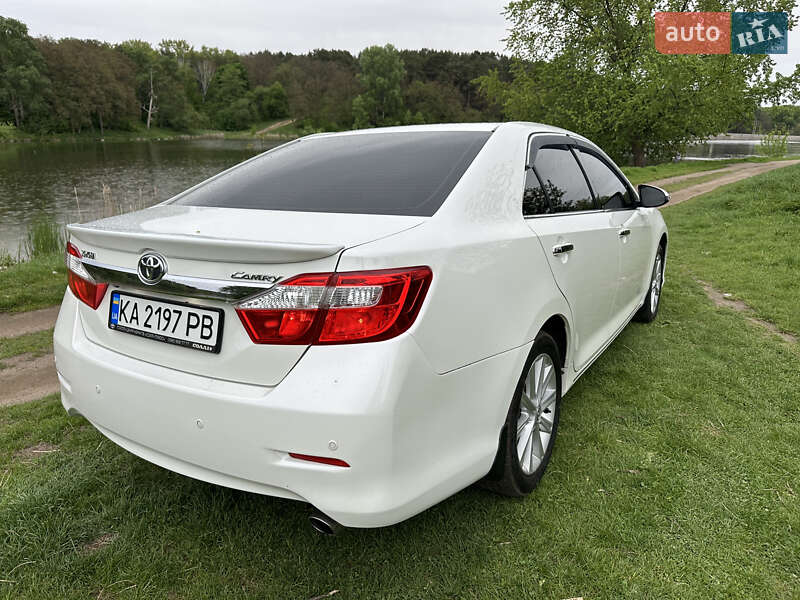 Toyota Camry 2013