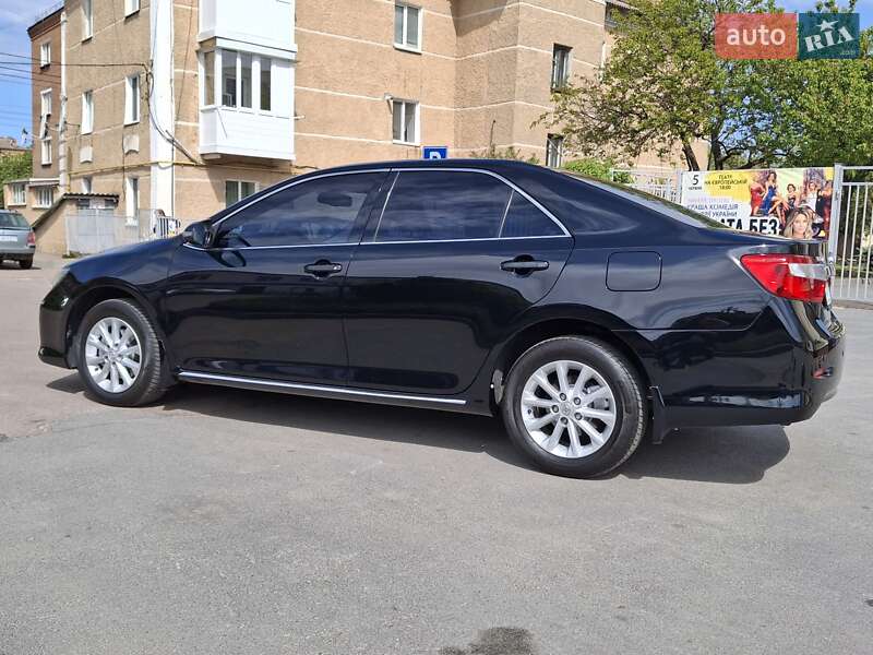 Toyota Camry 2014