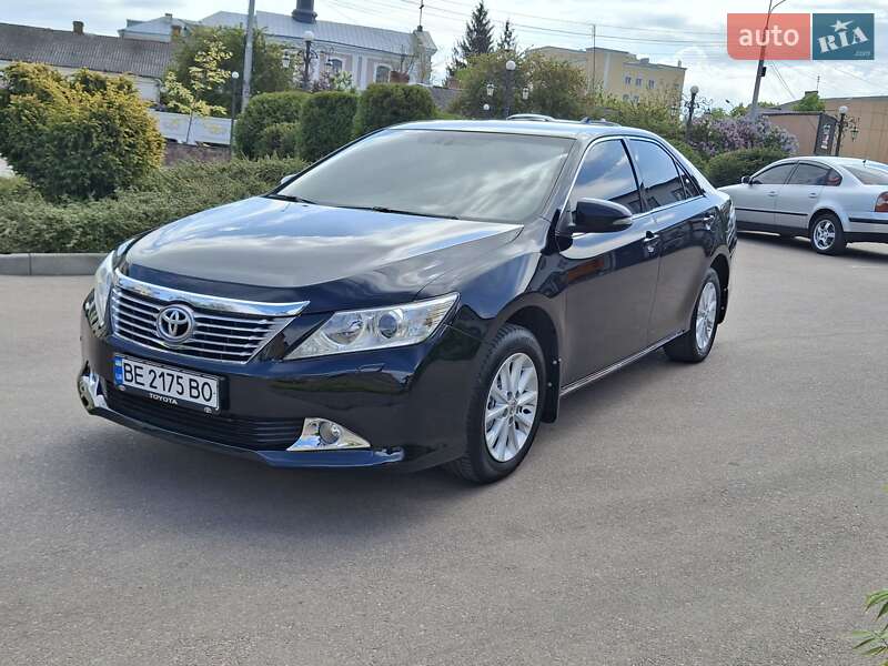 Toyota Camry 2014