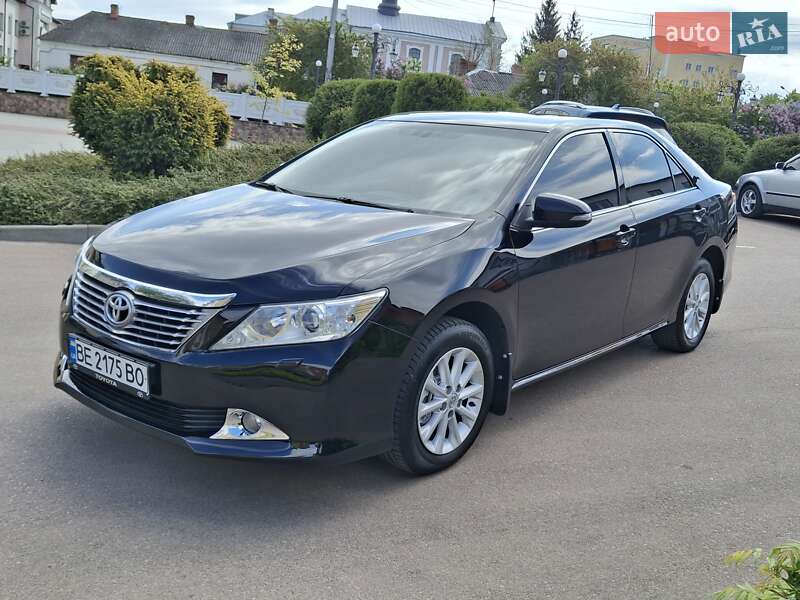 Toyota Camry 2014
