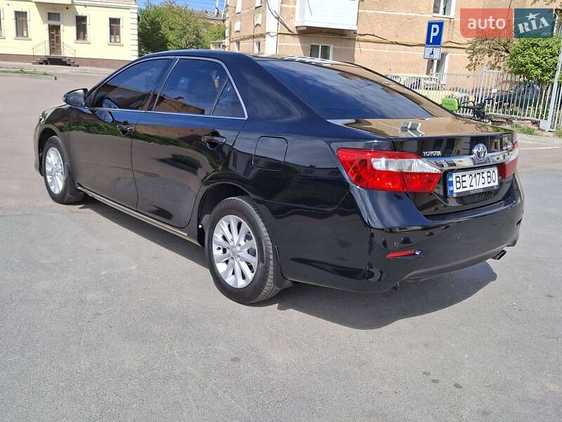 Toyota Camry 2014