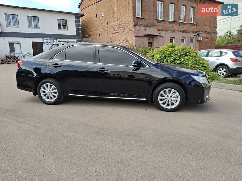 Toyota Camry 2014