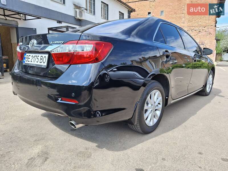 Toyota Camry 2014
