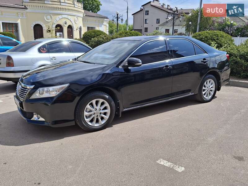 Toyota Camry 2014