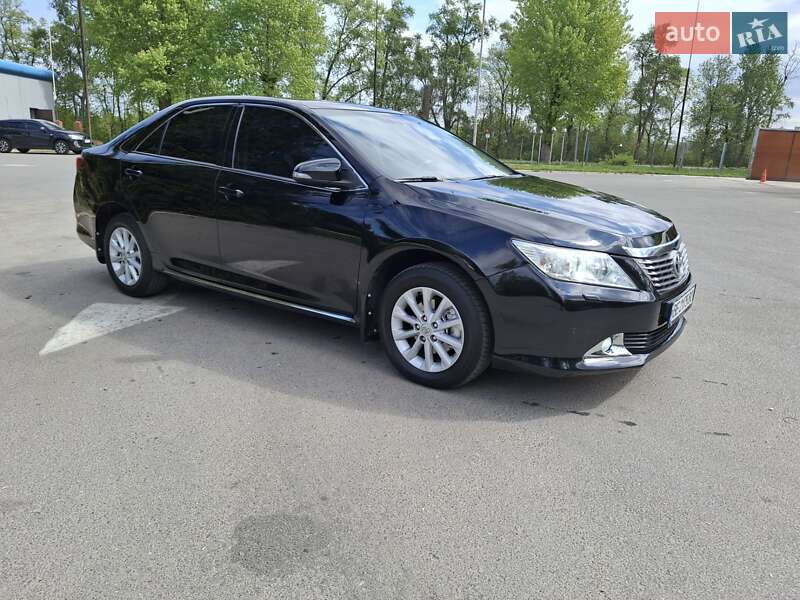 Toyota Camry 2014