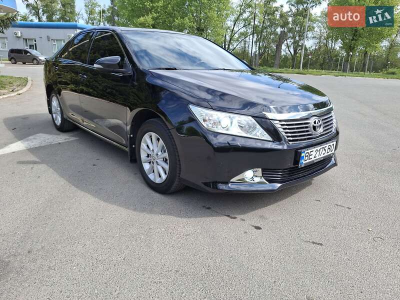 Toyota Camry 2014
