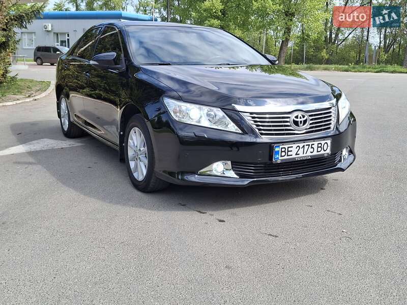 Toyota Camry 2014