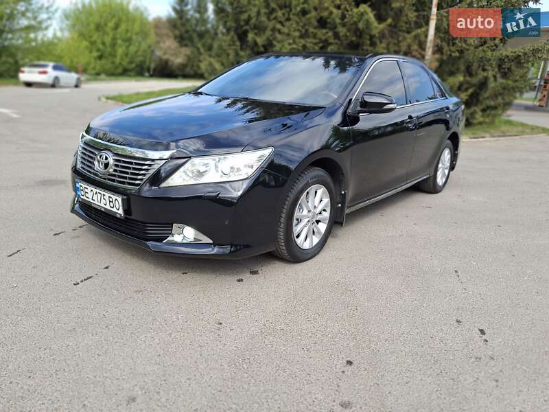 Toyota Camry 2014