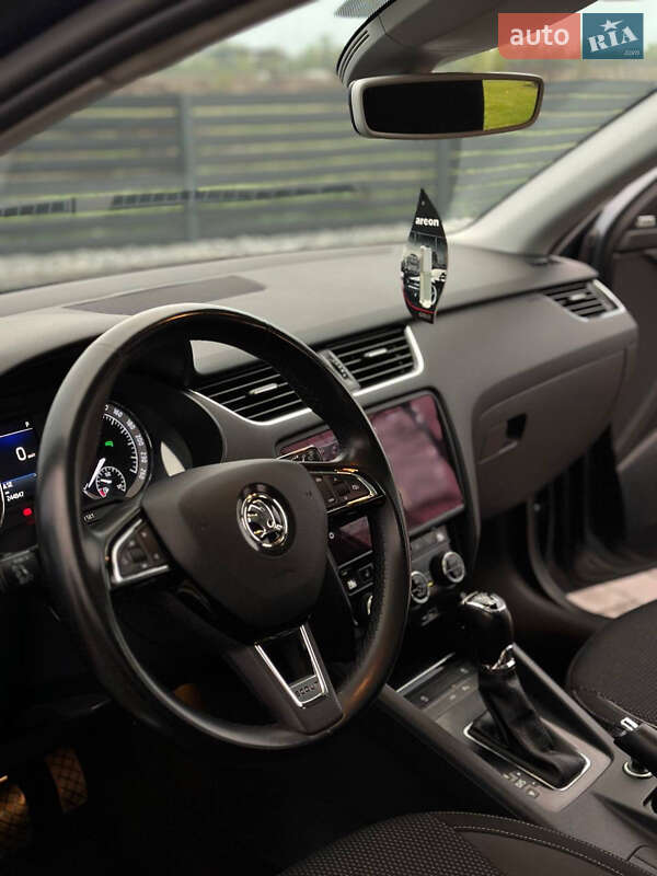 Skoda Octavia Scout 2019