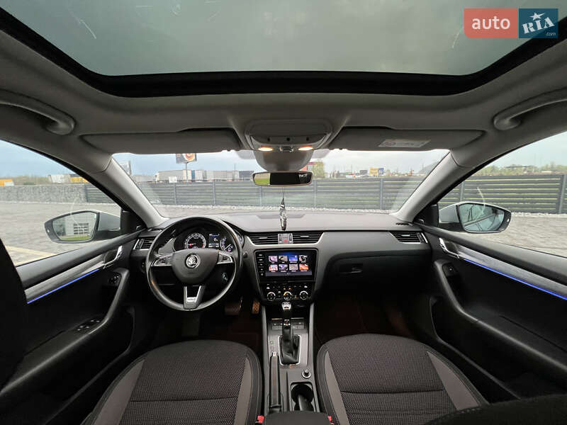 Skoda Octavia Scout 2019