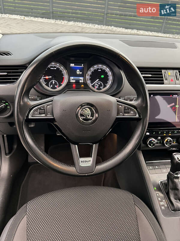 Skoda Octavia Scout 2019