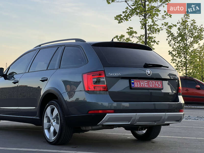 Skoda Octavia Scout 2019