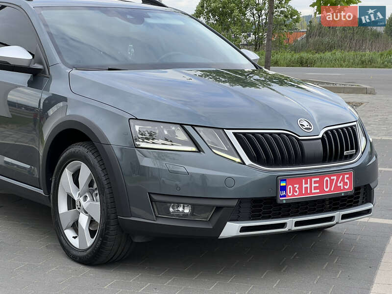 Skoda Octavia Scout 2019