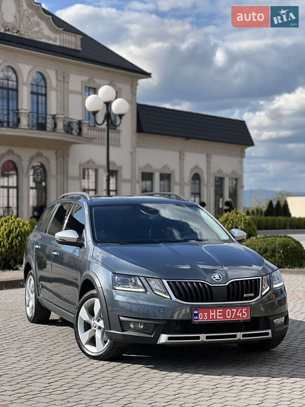 Skoda Octavia Scout 2019