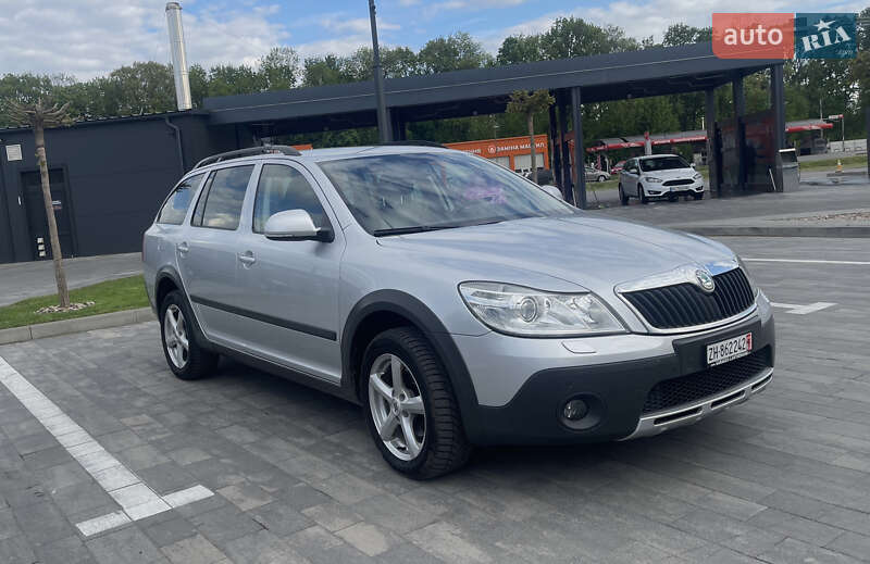 Skoda Octavia Scout 2012