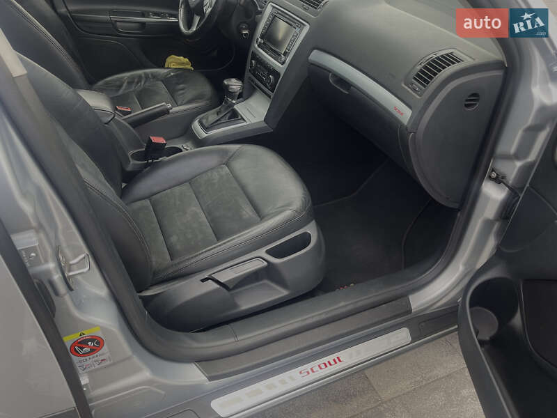 Skoda Octavia Scout 2012