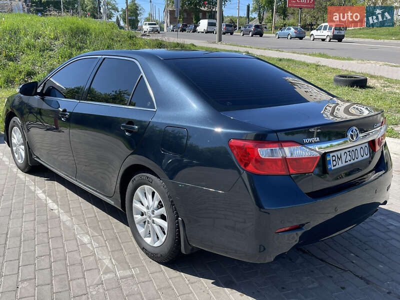 Toyota Camry 2012