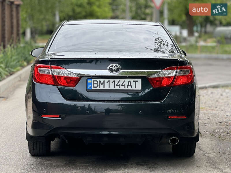 Toyota Camry 2012