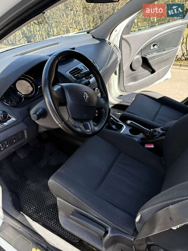 Renault-18