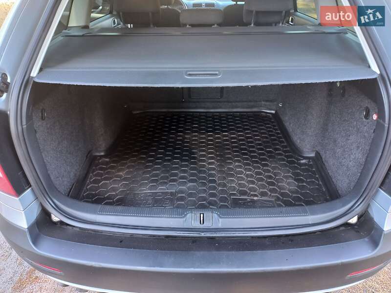 Skoda Octavia Scout 2012