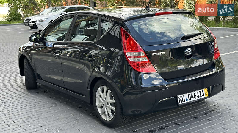 Hyundai i30 2010