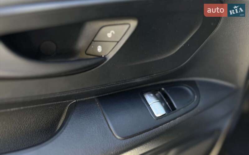 Mercedes-Benz Vito 2015
