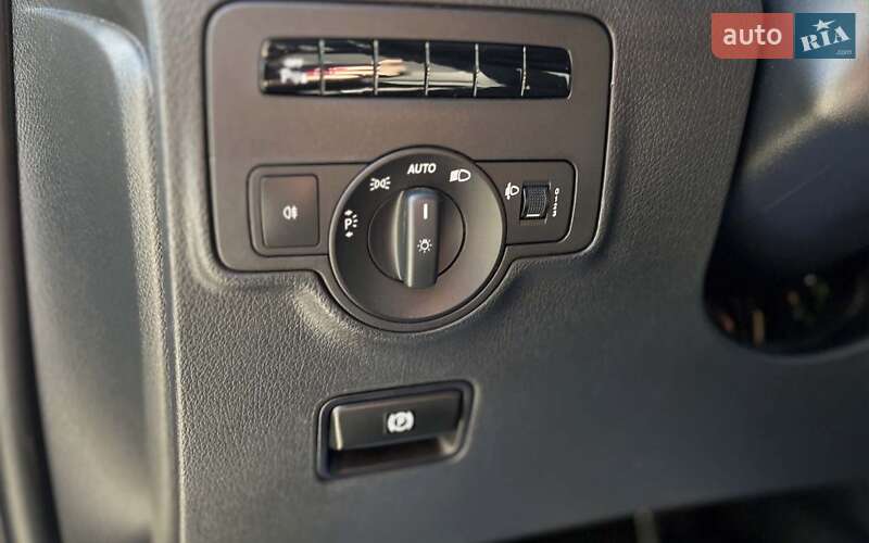 Mercedes-Benz Vito 2015