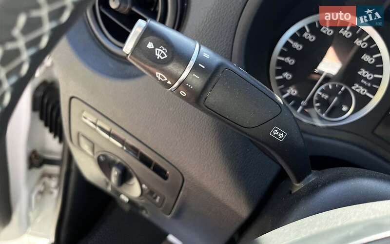 Mercedes-Benz Vito 2015