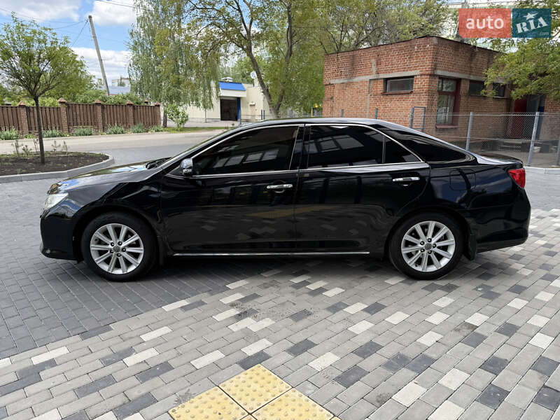 Toyota Camry 2012