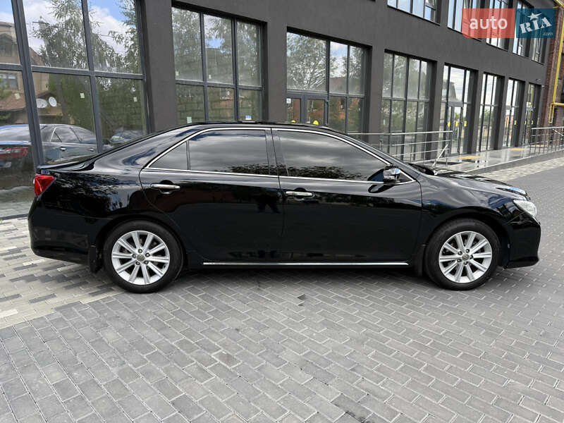 Toyota Camry 2012