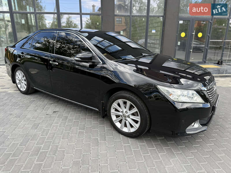 Toyota Camry 2012