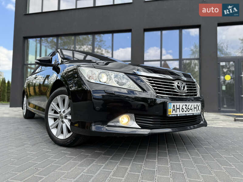 Toyota Camry 2012
