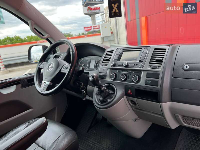 Volkswagen Transporter 2012